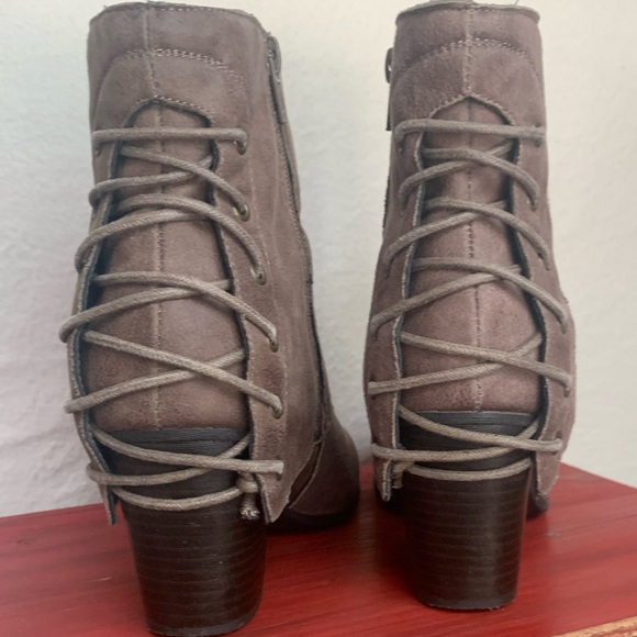 Fergalicous Boots by Fergie - Picture 2 of 6